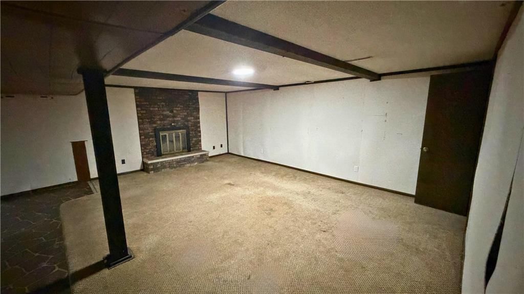 433 E Elm Street — photo 9