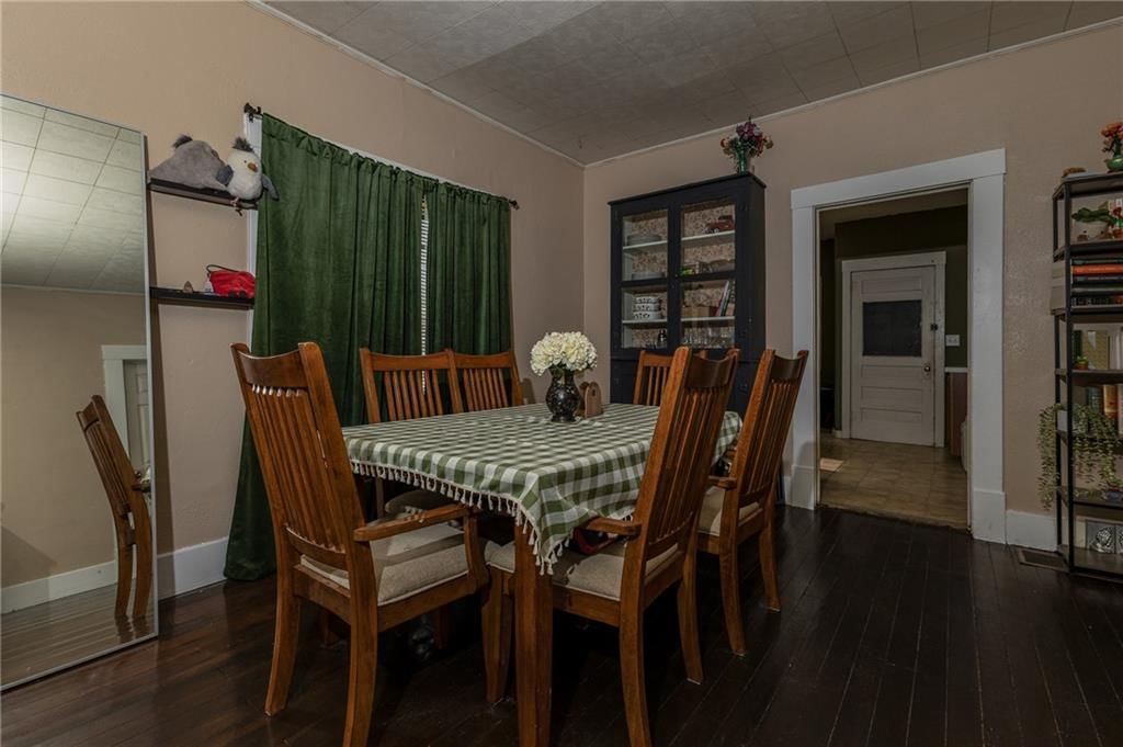 529 W Forest Street — photo 8