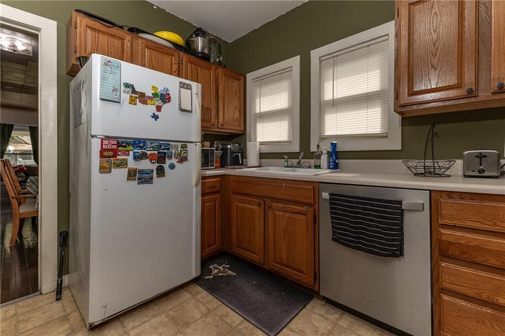 529 W Forest Street — photo 10