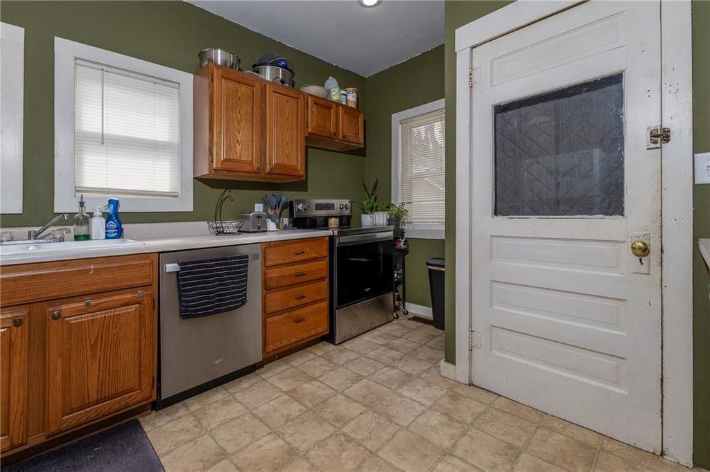 529 W Forest Street — photo 11