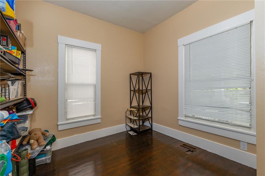 529 W Forest Street — photo 20