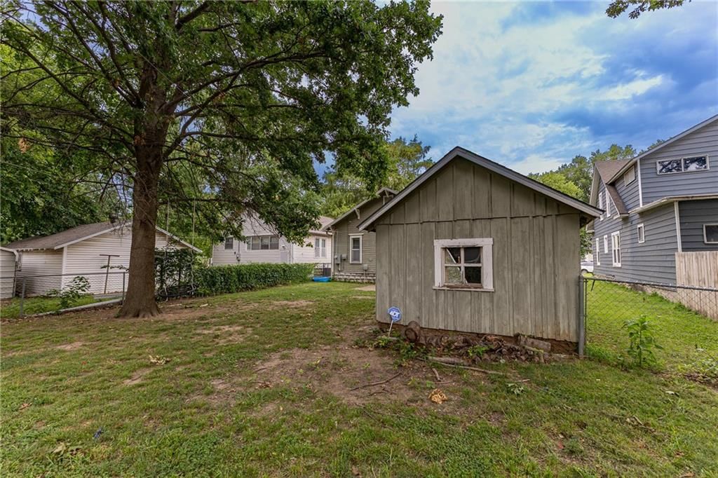 529 W Forest Street — photo 33