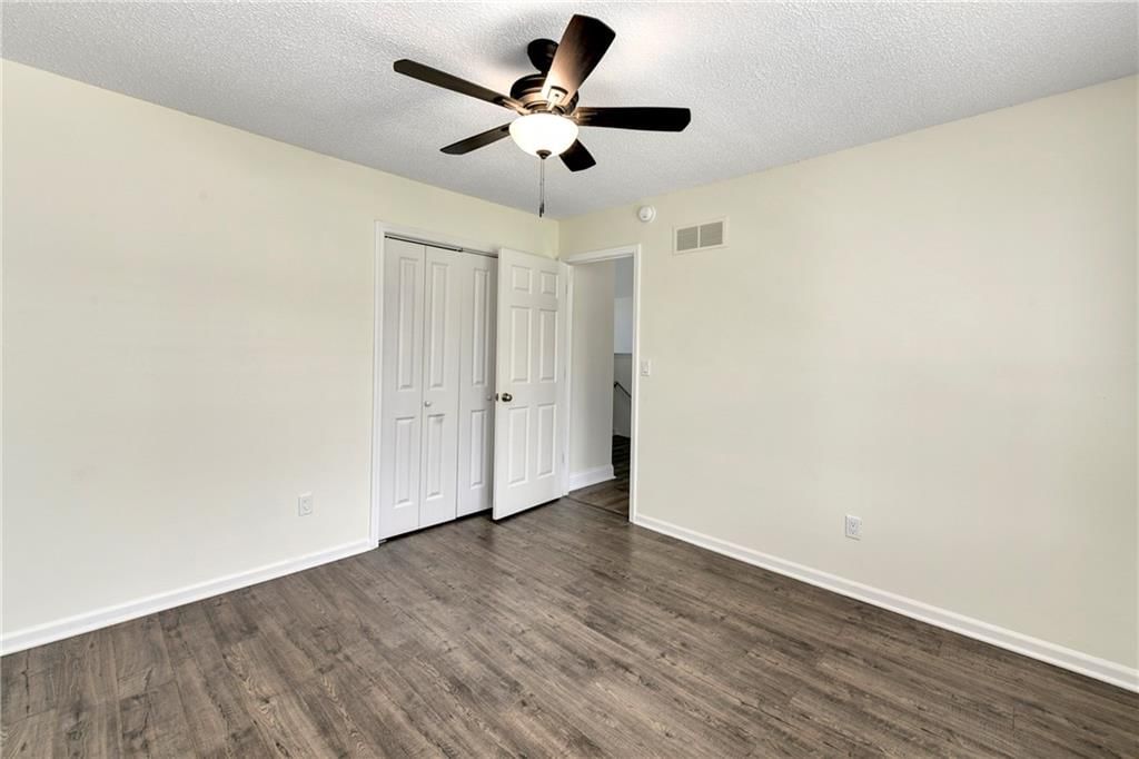916 Lewis Drive — photo 8