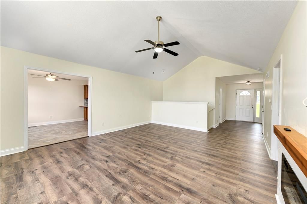 916 Lewis Drive — photo 12
