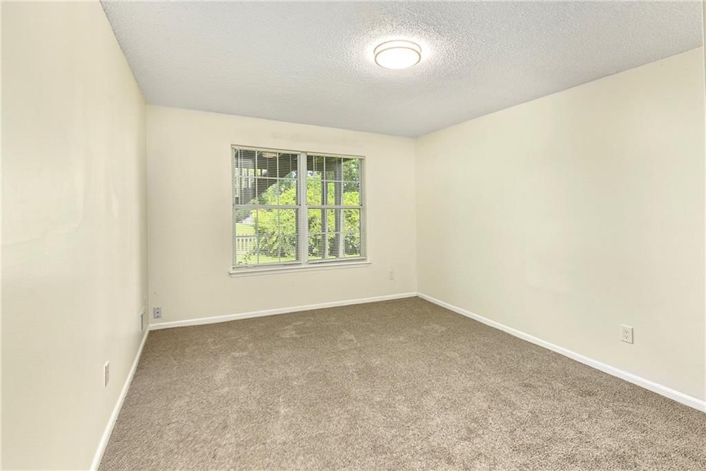 916 Lewis Drive — photo 24