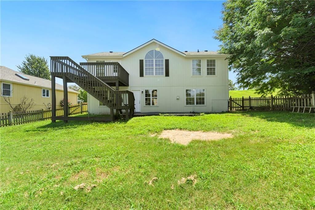 916 Lewis Drive — photo 33
