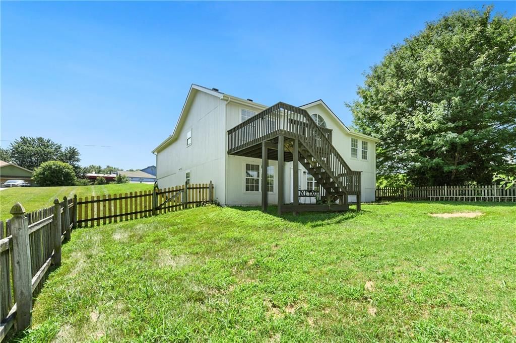 916 Lewis Drive — photo 34