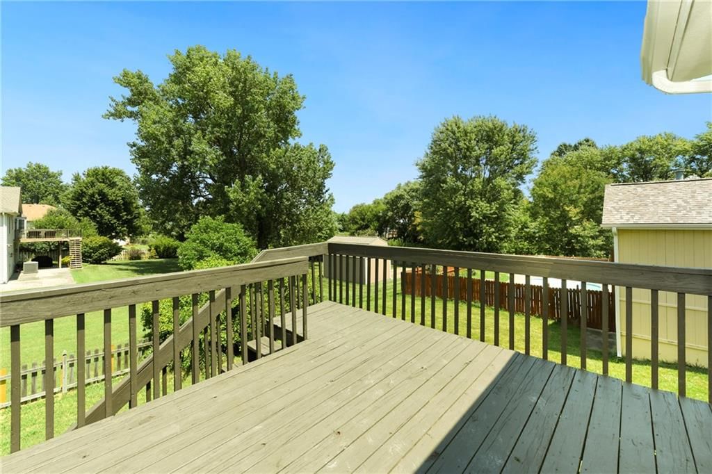 916 Lewis Drive — photo 36