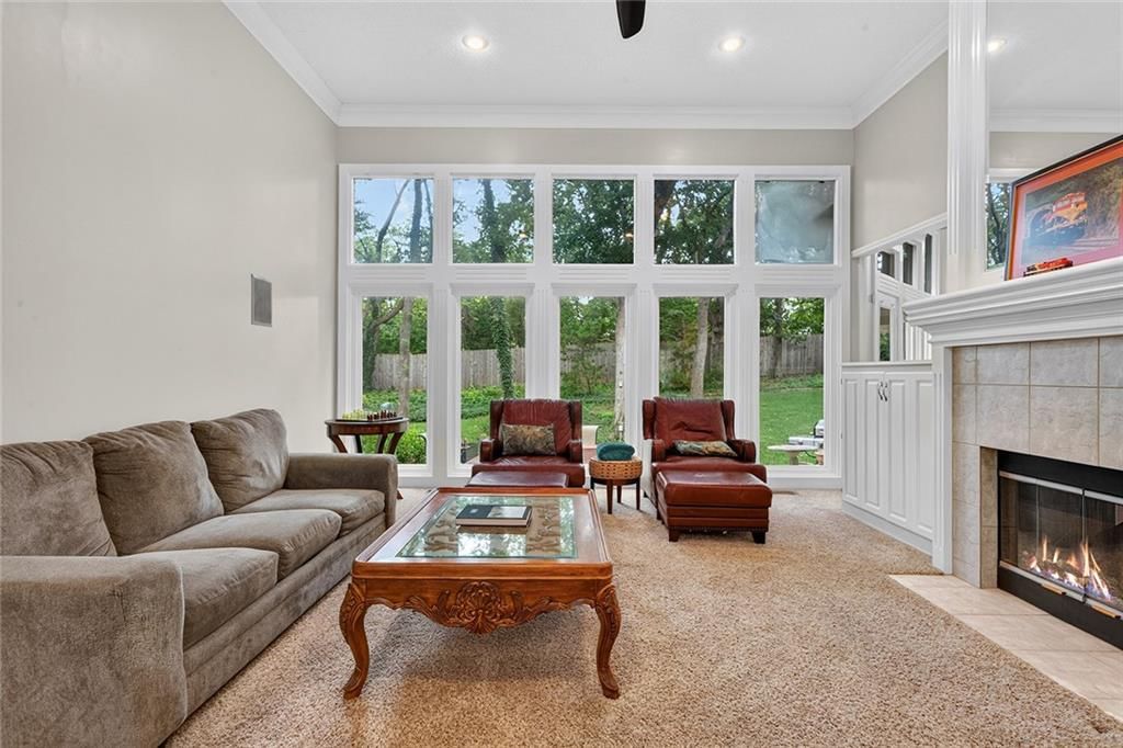 7560 Eicher Drive — photo 8