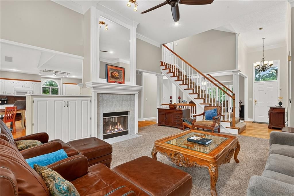 7560 Eicher Drive — photo 9