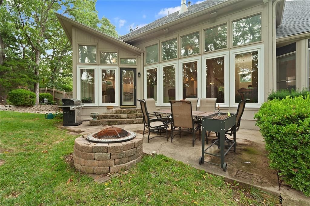 7560 Eicher Drive — photo 39