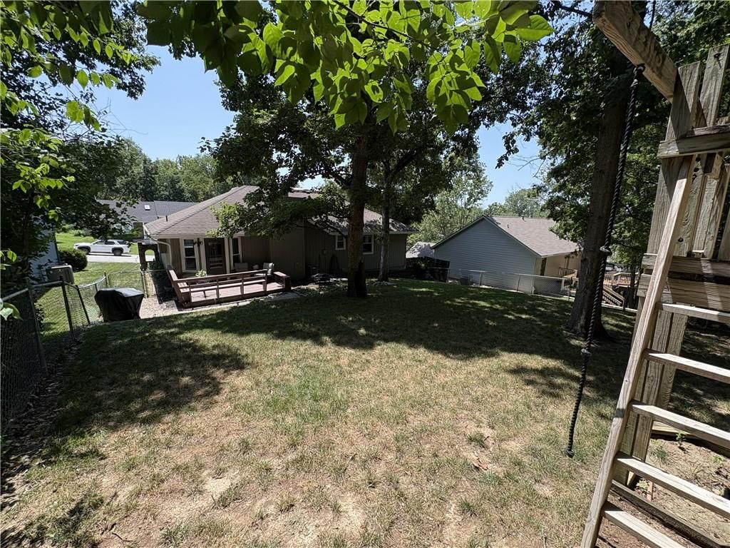 10240 NW 57th Terrace — photo 10