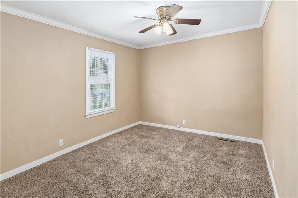 304 E Mason Street — photo 4
