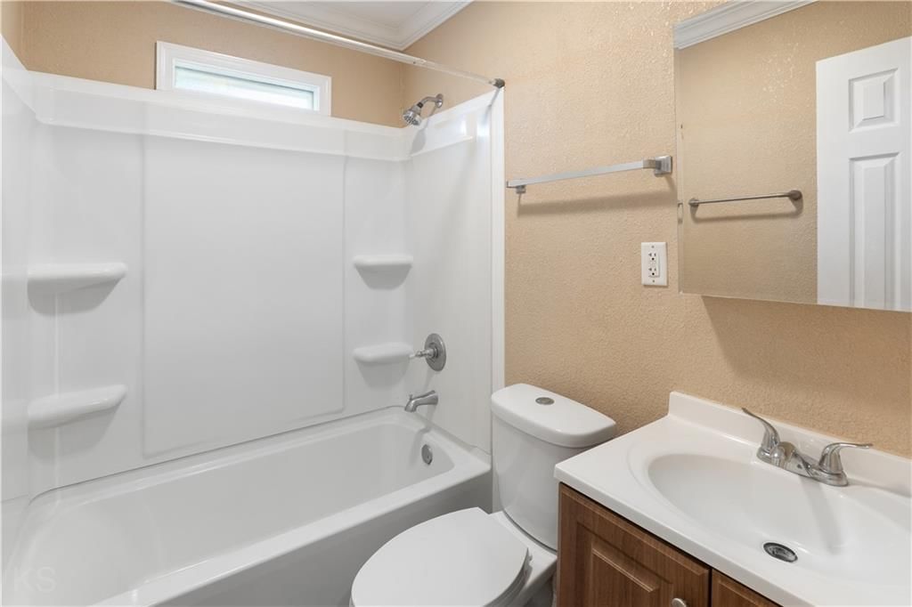 304 E Mason Street — photo 6