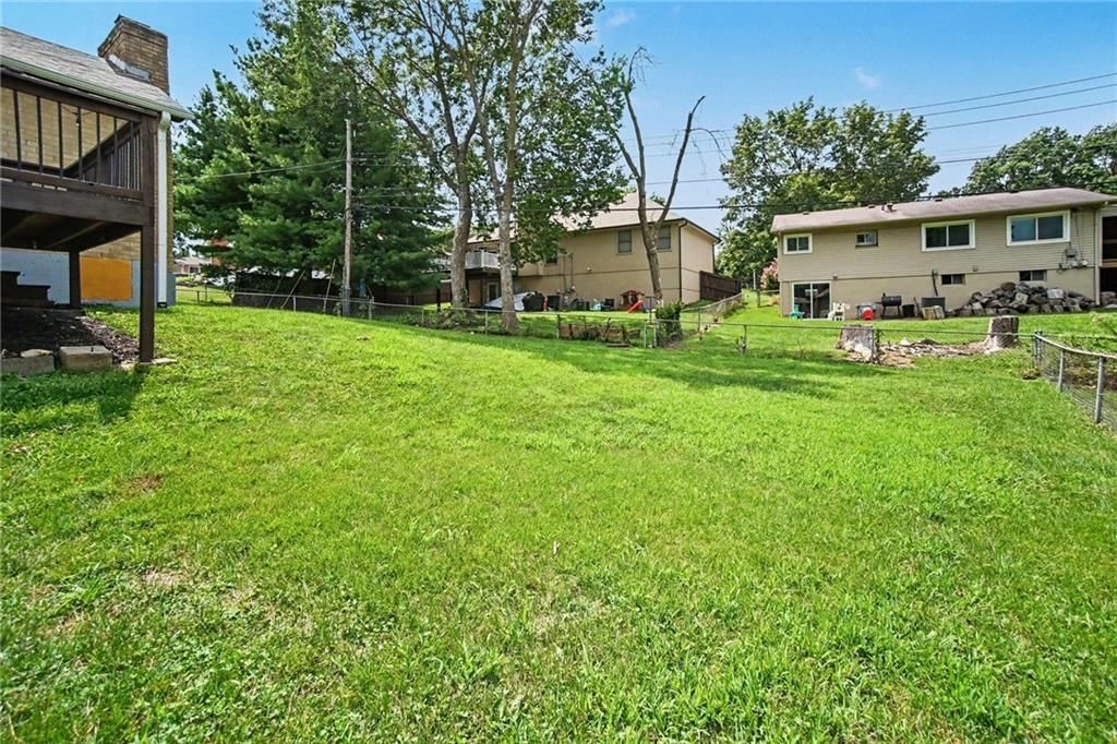 8812 N OAK Trafficway — photo 16
