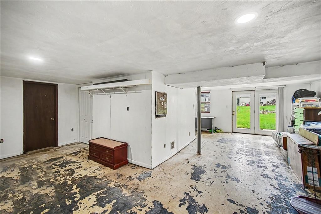 8812 N OAK Trafficway — photo 23