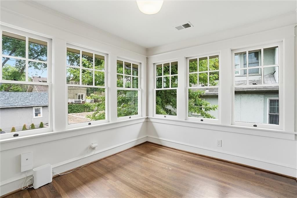 6021 Wornall Road — photo 35