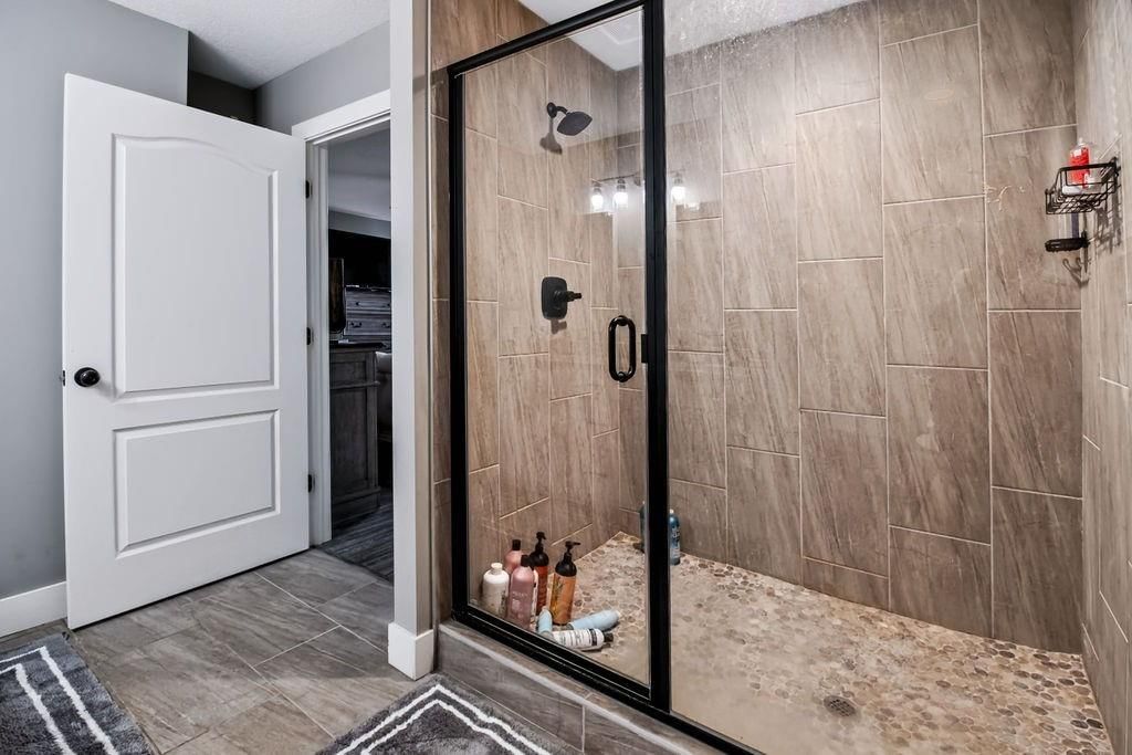 319 W Pacific Street — photo 18