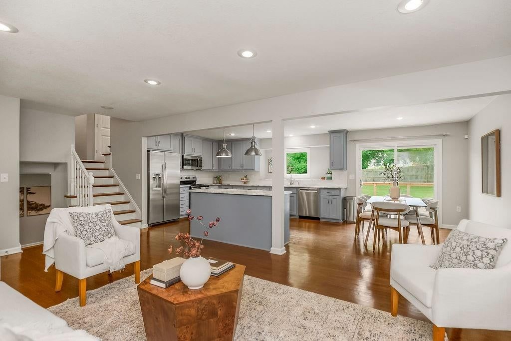 9924 Briar Drive — photo 5