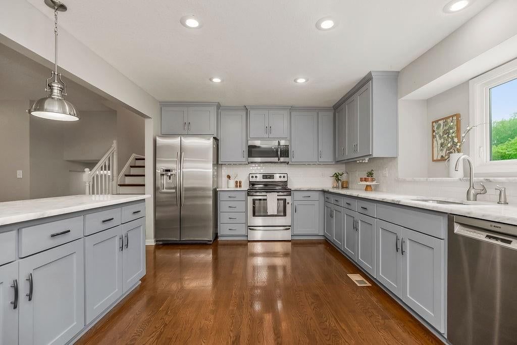 9924 Briar Drive — photo 9