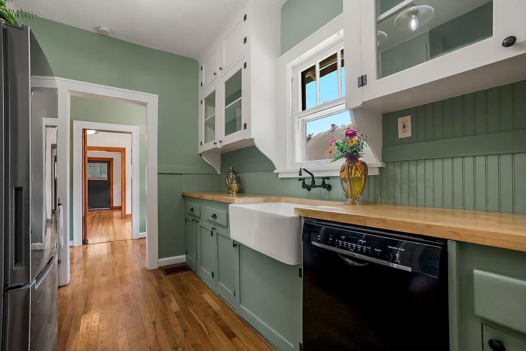 6420 FLOYD Street — photo 8