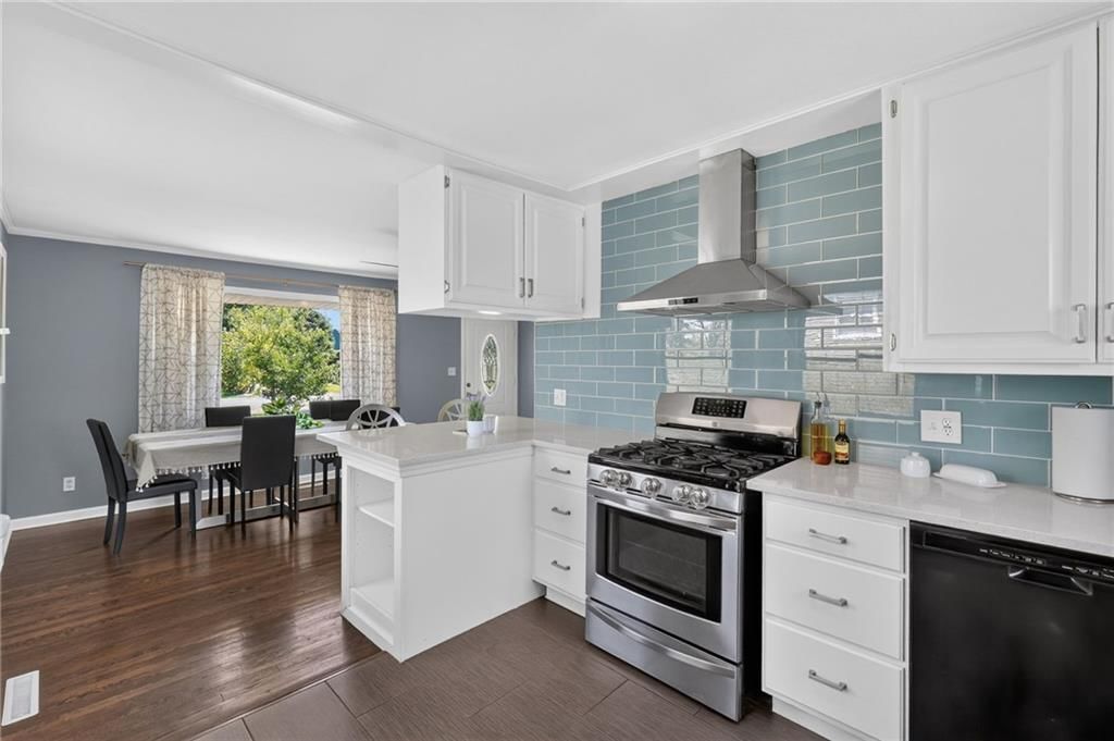 3140 S 46th Terrace — photo 11