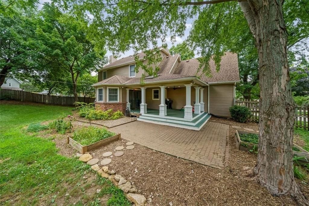 13424 W 70th Terrace — photo 37