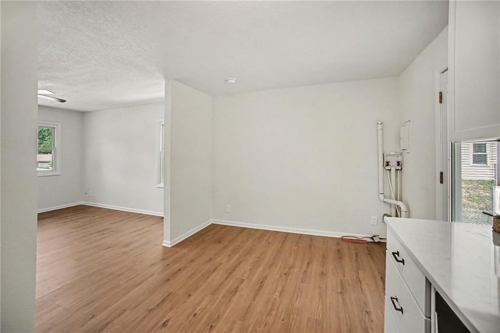 5151 N Corrington Avenue — photo 6