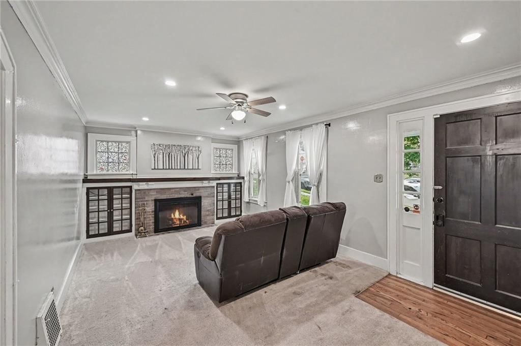 2823 Charles Street — photo 5