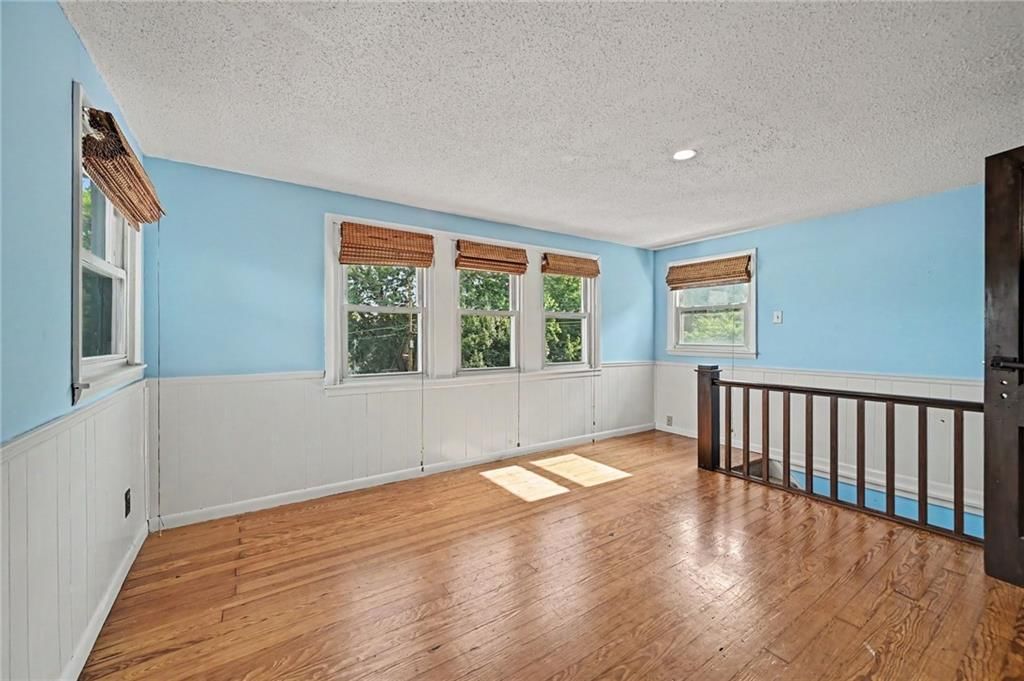 2823 Charles Street — photo 15