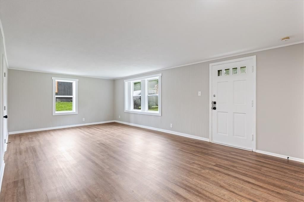 705 Yoeke Street — photo 5