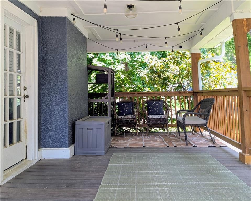 5900 Oak Street — photo 3