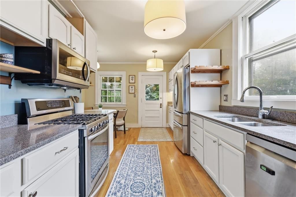 5900 Oak Street — photo 12