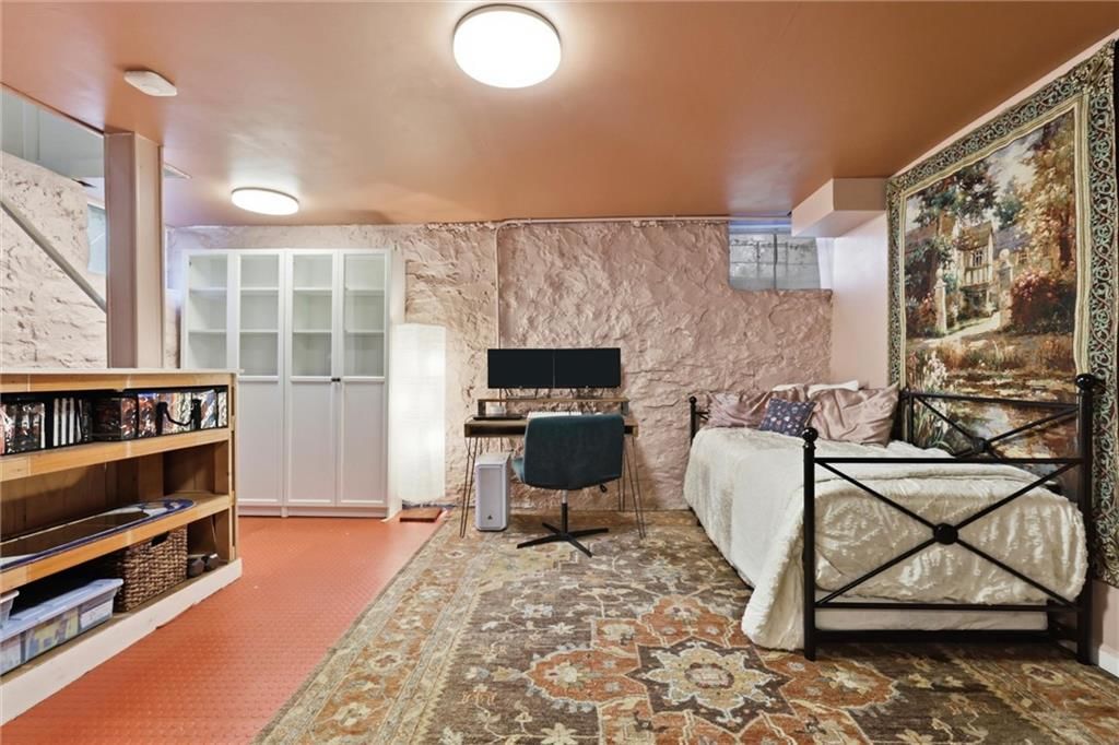 5900 Oak Street — photo 24