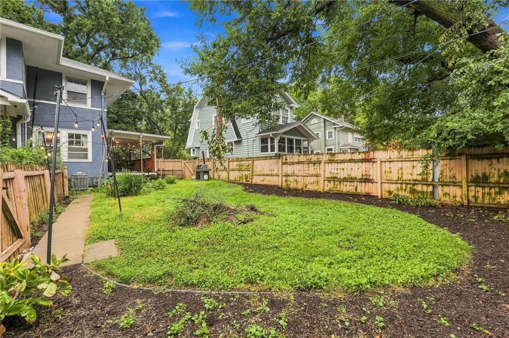 5900 Oak Street — photo 31
