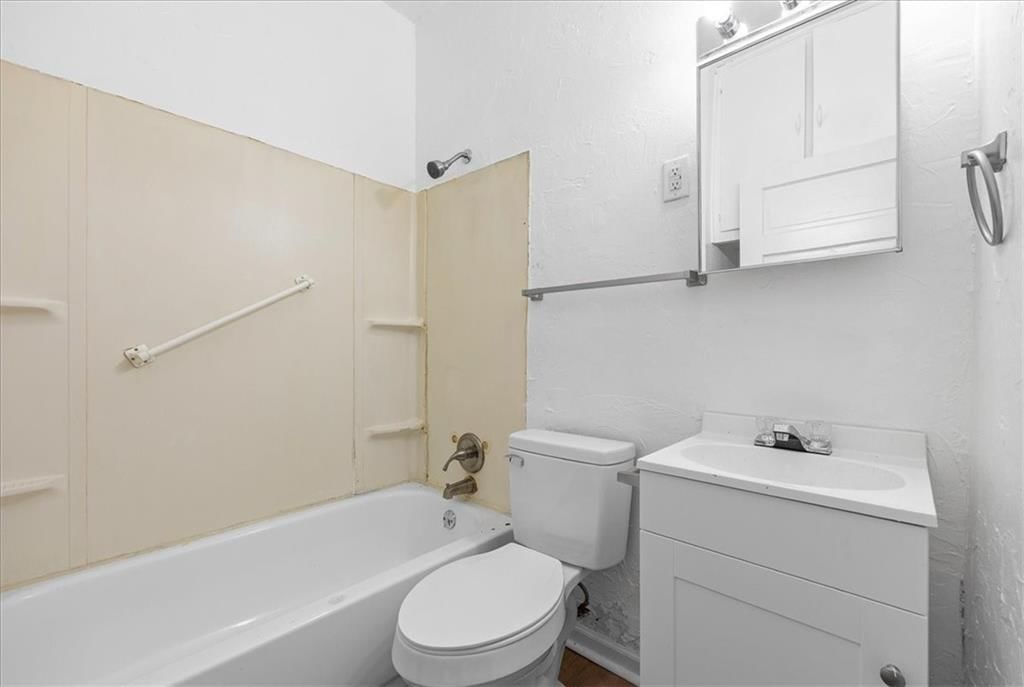 115 Saratoga Avenue — photo 12