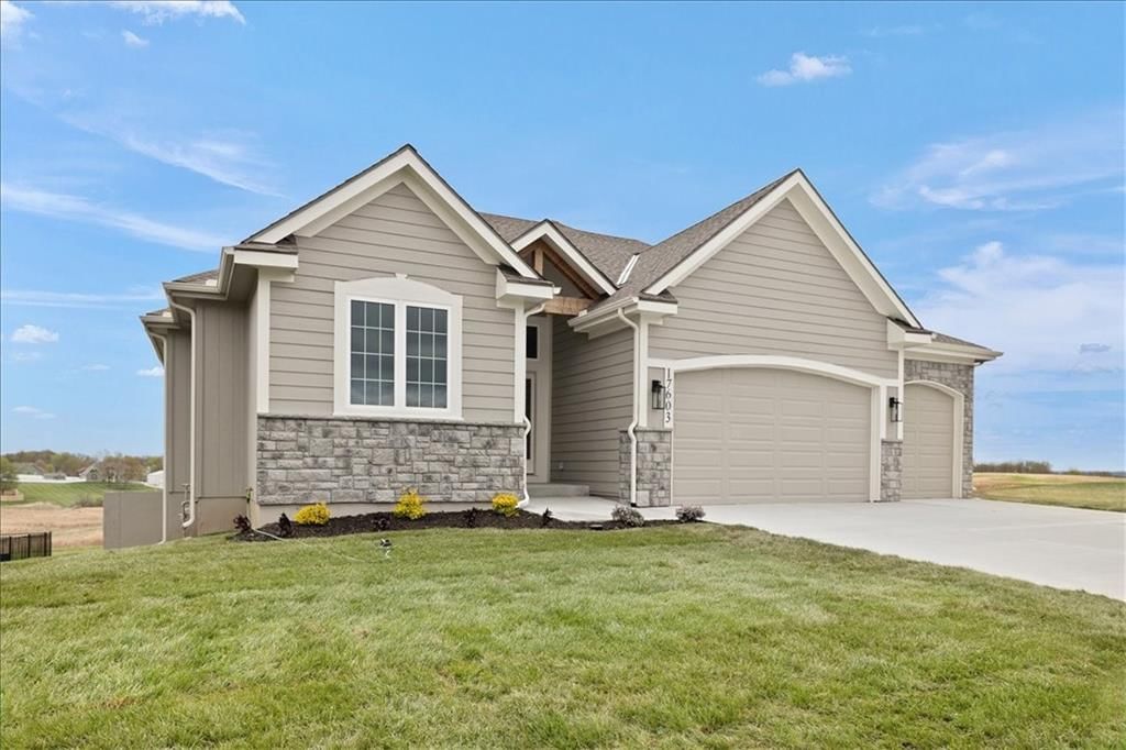 17507 Grey Hawke Ridge — photo 8