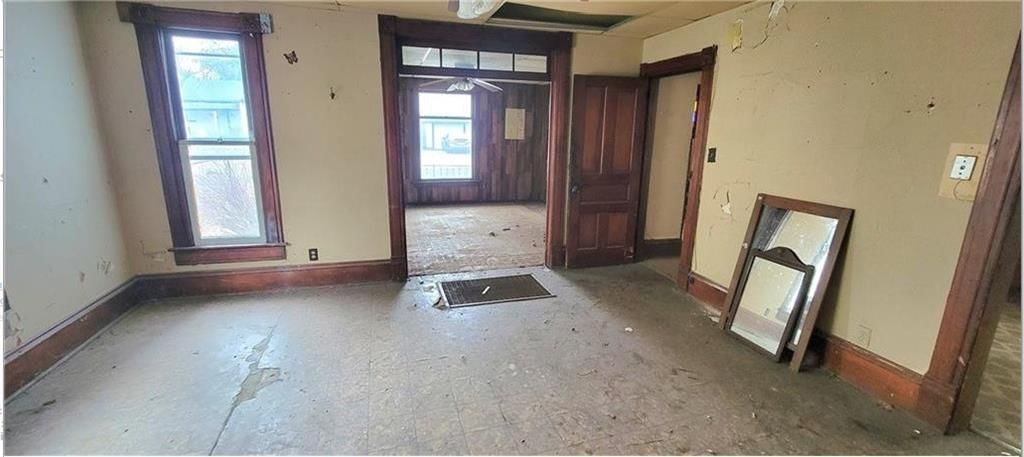 519 W Elm Street — photo 26