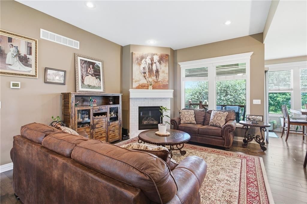 1904 Red Bud Court — photo 6