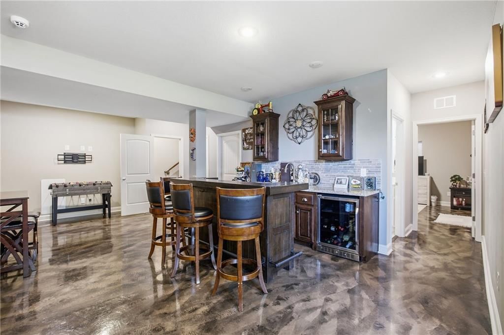 1904 Red Bud Court — photo 16