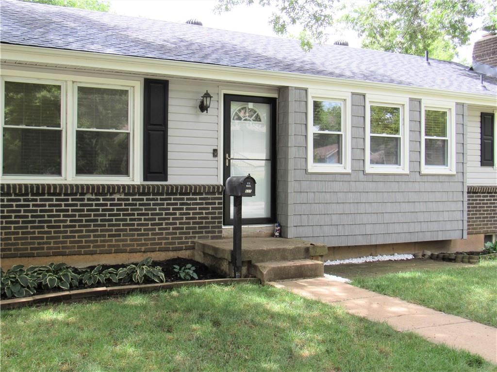605 E Johnston Street — photo 2