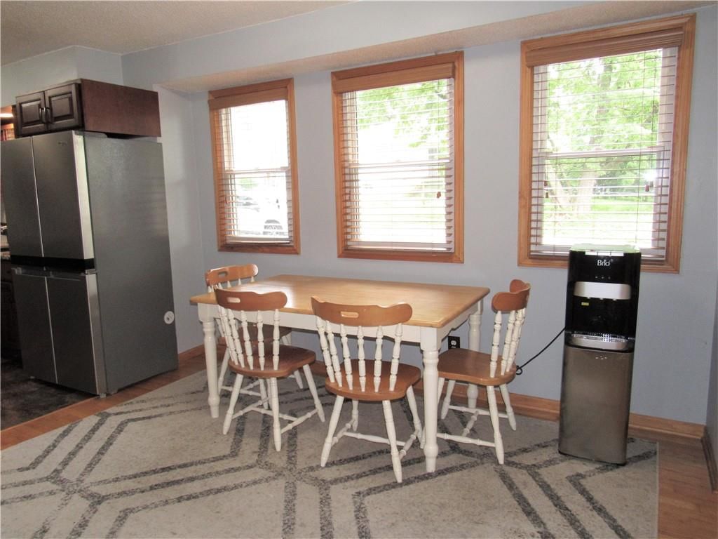 605 E Johnston Street — photo 7