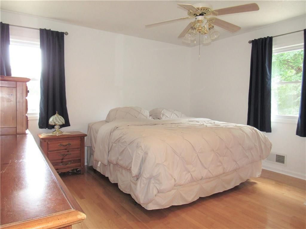 605 E Johnston Street — photo 12