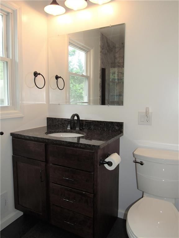 605 E Johnston Street — photo 14