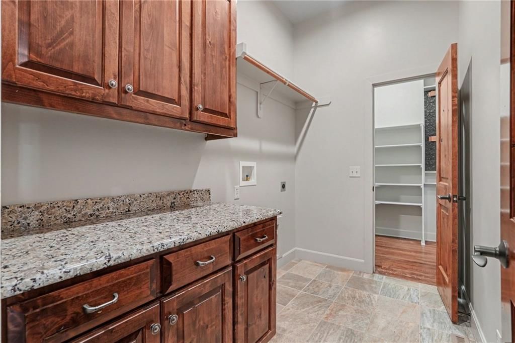 5950 N Saline Avenue — photo 15