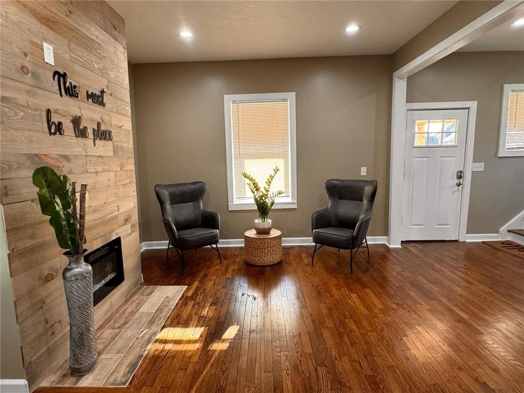 2205 Prospect Avenue — photo 12