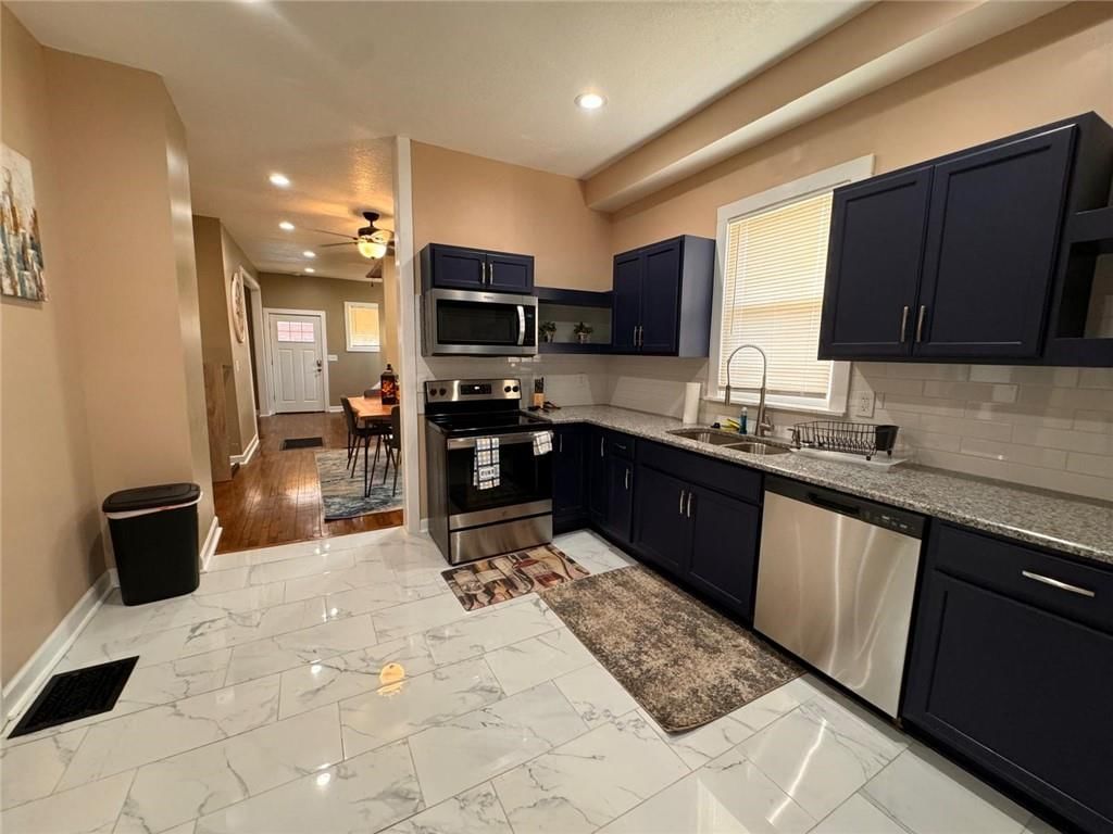 2205 Prospect Avenue — photo 15