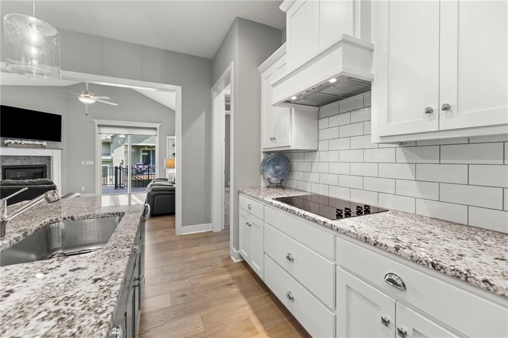 17418 S Raintree Drive — photo 9