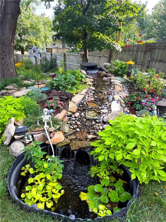 817 E Cothrell Street — photo 3