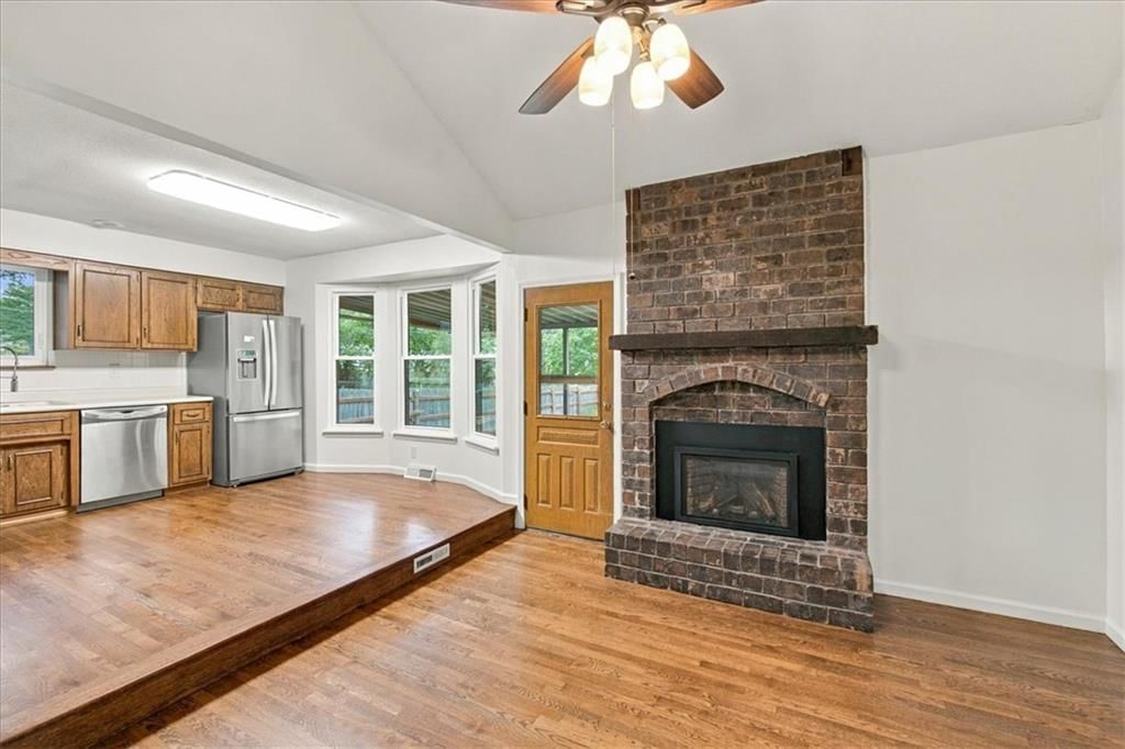 817 E Cothrell Street — photo 15